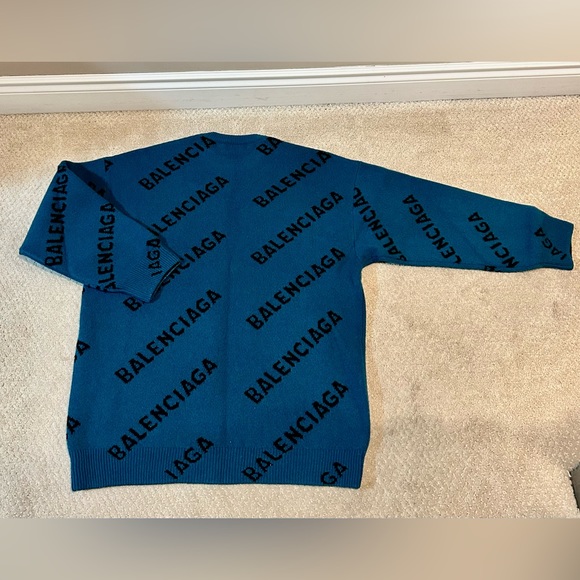 Balenciaga sweater - Picture 4 of 6